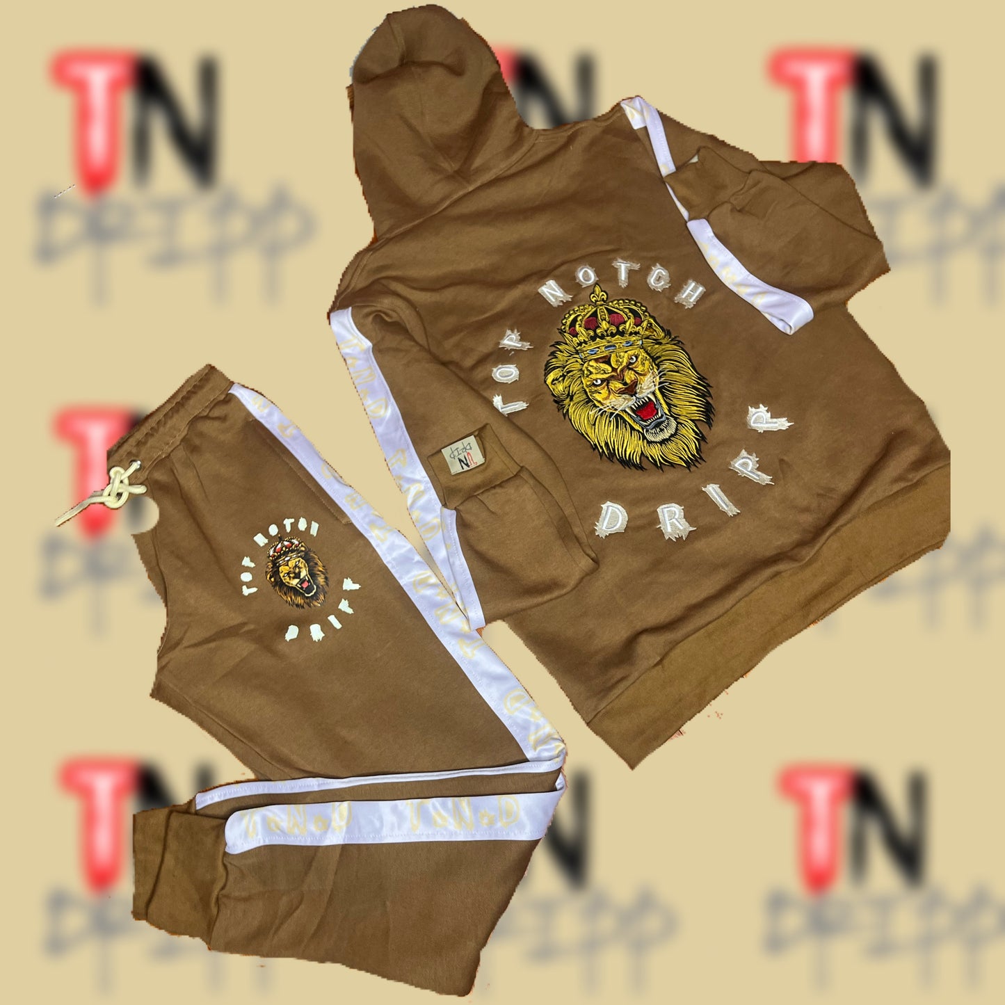 BROWN AND CREAM SWEATSUIT